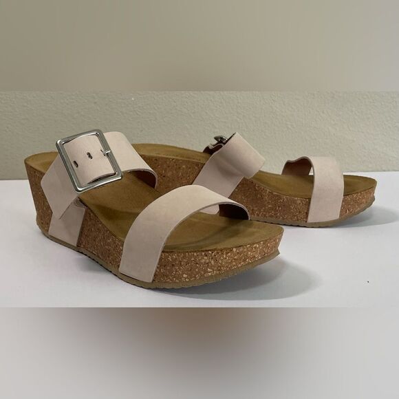 EUC A. Giannetti Made in Italy Leather Wedge Slip on Sandal. - Picture 1 of 6